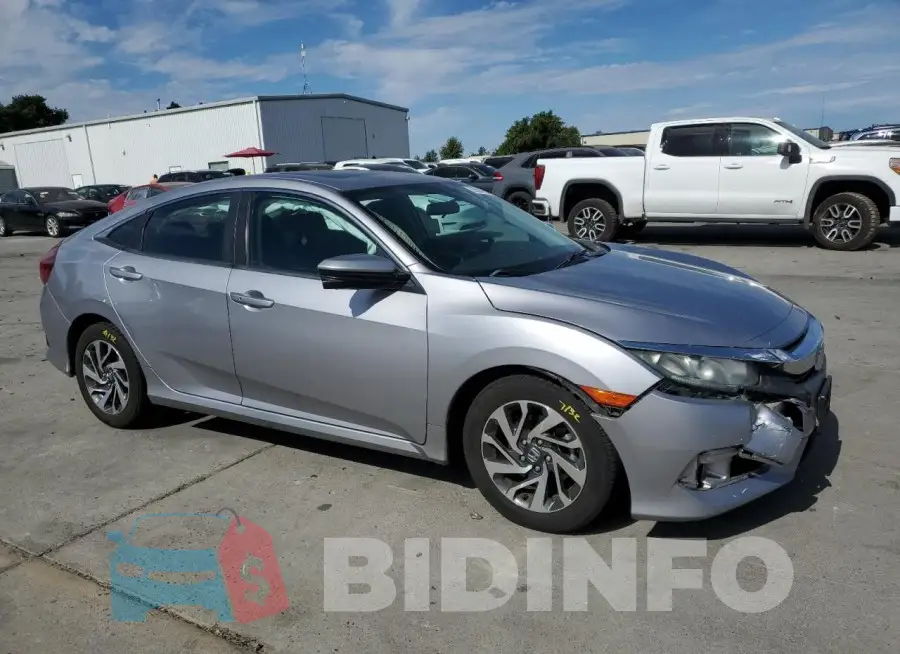 2HGFC2F71GH528686 Photo# 4