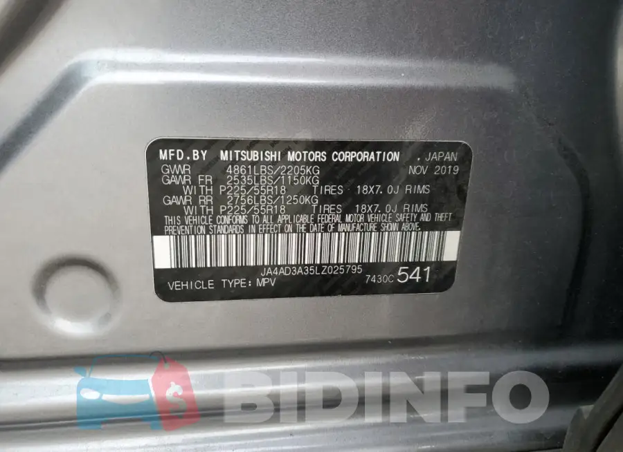 JA4AD3A35LZ025795 Photo# 13