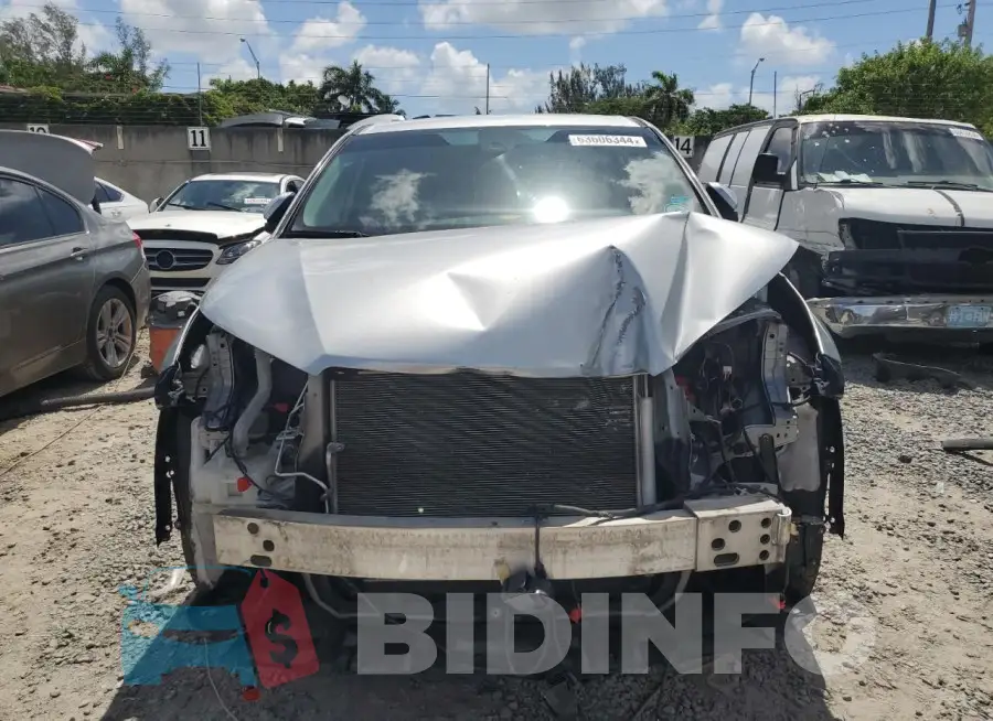 5TDZZRFH5JS272606 Photo# 5