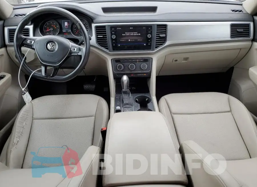 1V2KR2CAXJC505606 Photo# 8