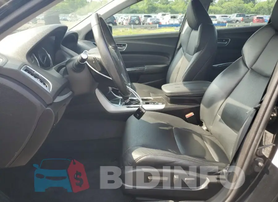 19UUB1F56JA000554 Photo# 7