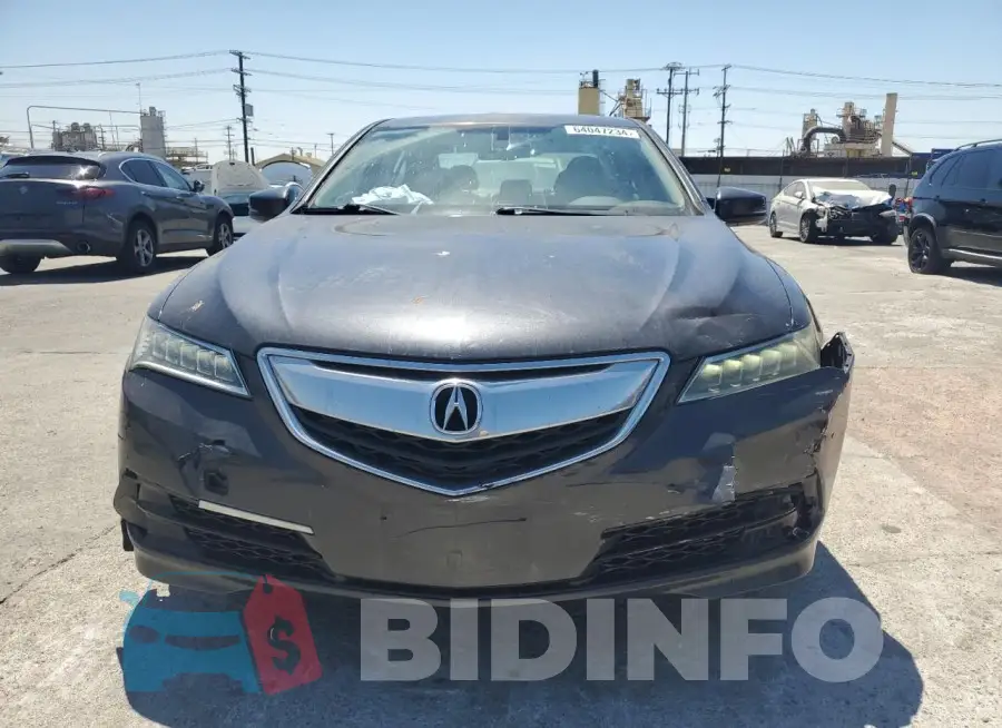 19UUB2F38FA022468 Photo# 5