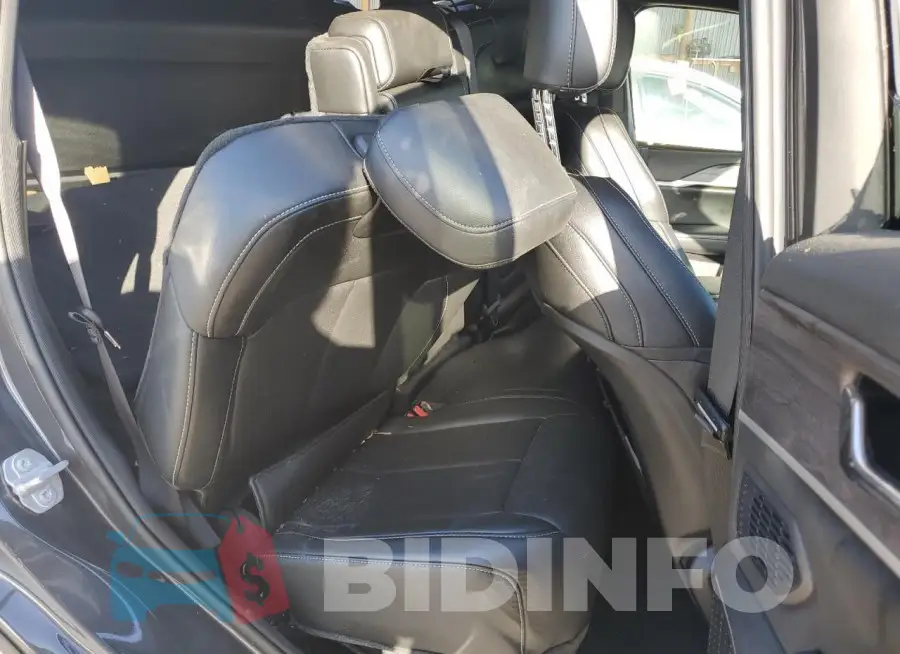 1C4RJYB66RC132292 Photo# 11