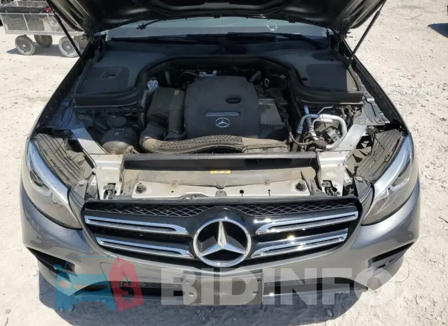 WDC0G4JB7KV178135 Photo# 11
