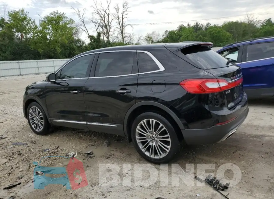 2LMTJ8LRXGBL63143 Photo# 2