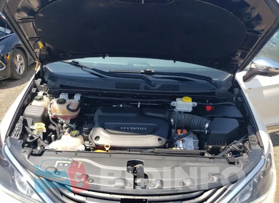 2C4RC1N72JR100201 Photo# 12