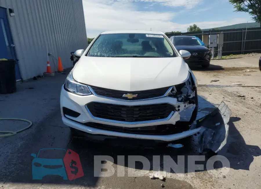 1G1BC5SM7J7186831 Photo# 5