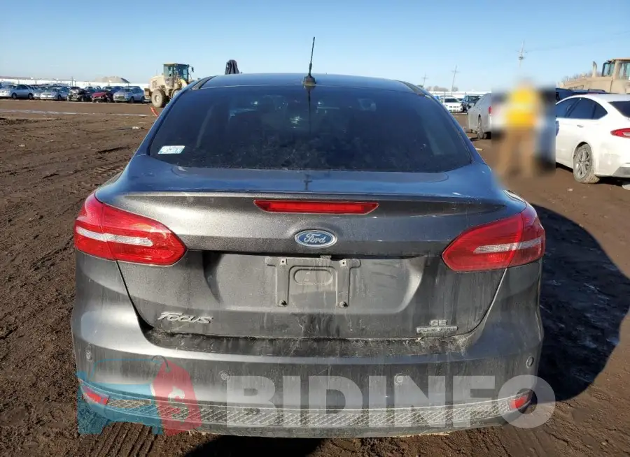 1FADP3F26GL212374 Photo# 6