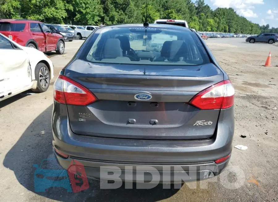 3FADP4BJ3FM101782 Photo# 6