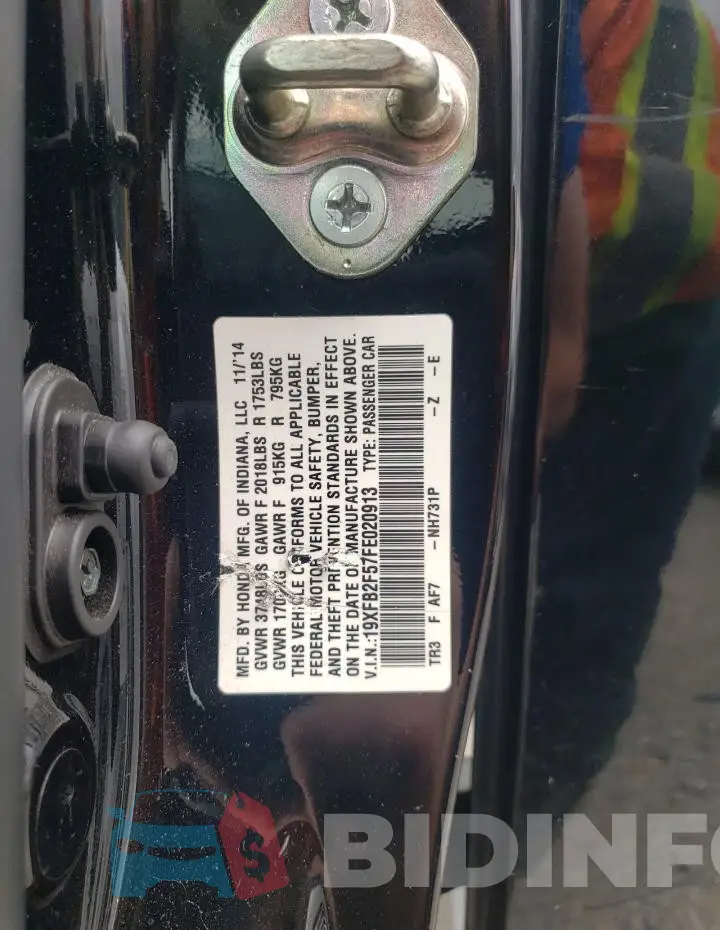 19XFB2F57FE020913 Photo# 12