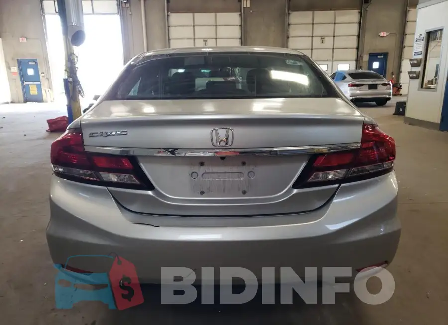 19XFB2F57FE091674 Photo# 6