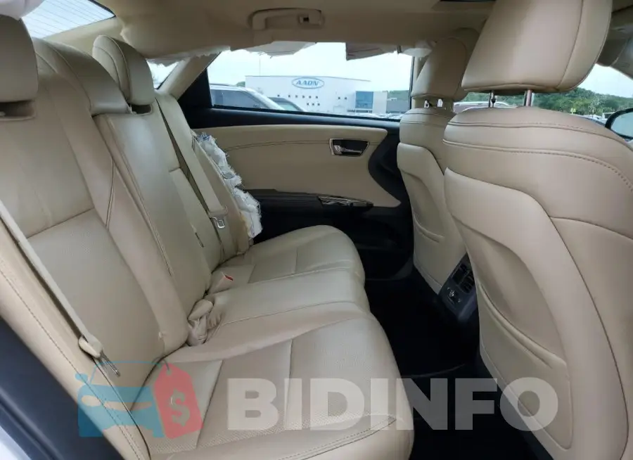 4T1BD1EB9FU041818 Photo# 10