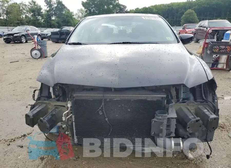 19UDE2F71GA008035 Photo# 5