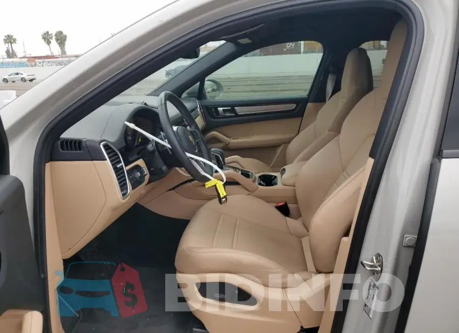WP1BA2AY4PDA25426 Photo# 7