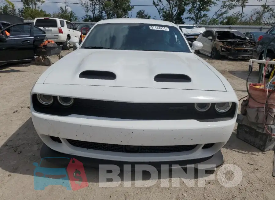 2C3CDZC95PH573843 Photo# 5