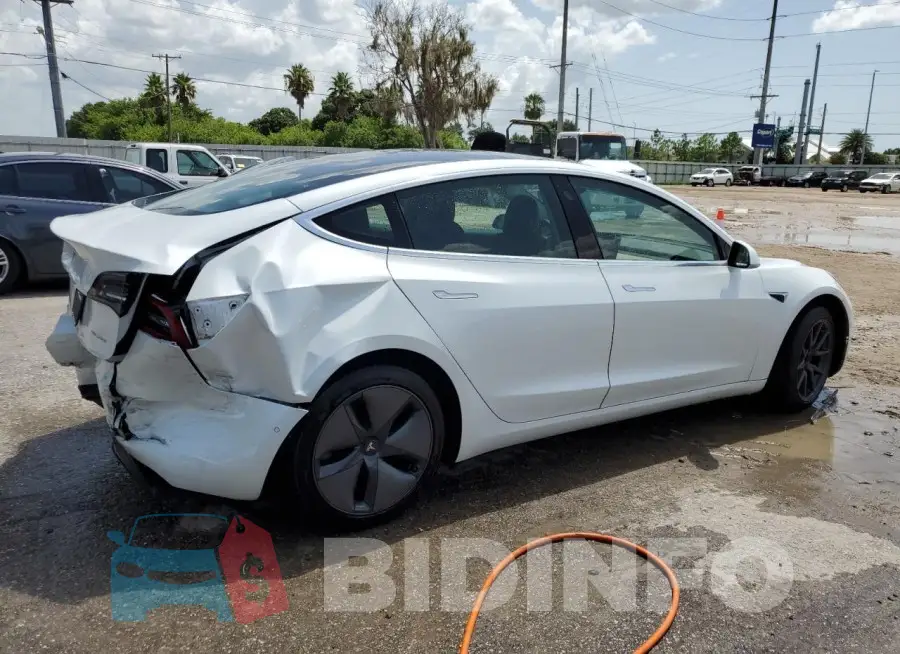 5YJ3E1EB4KF388403 Photo# 3