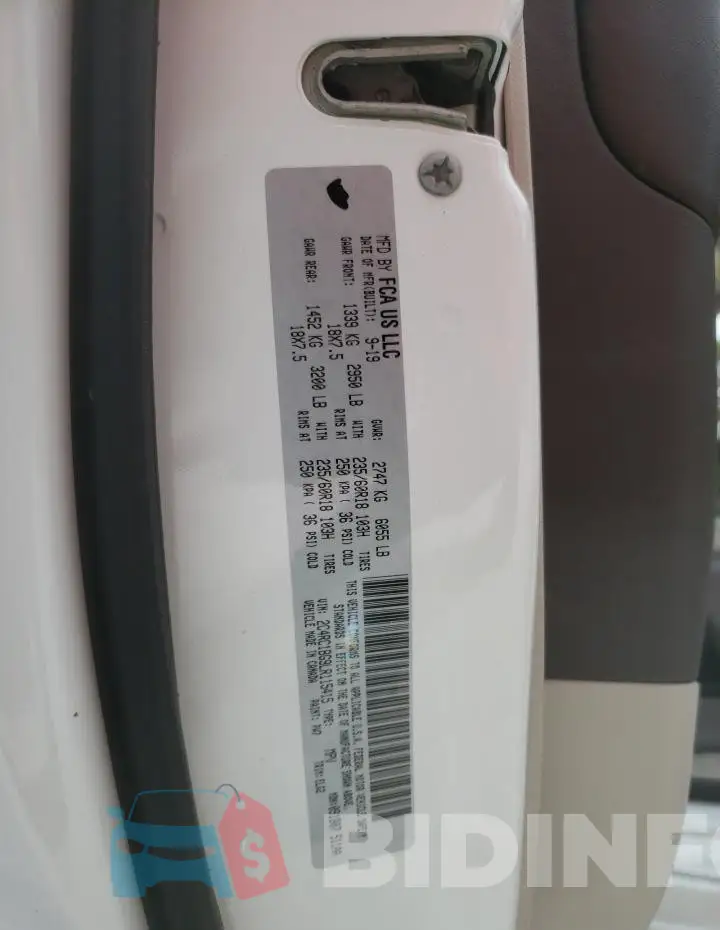 2C4RC1BG9LR115415 Photo# 13