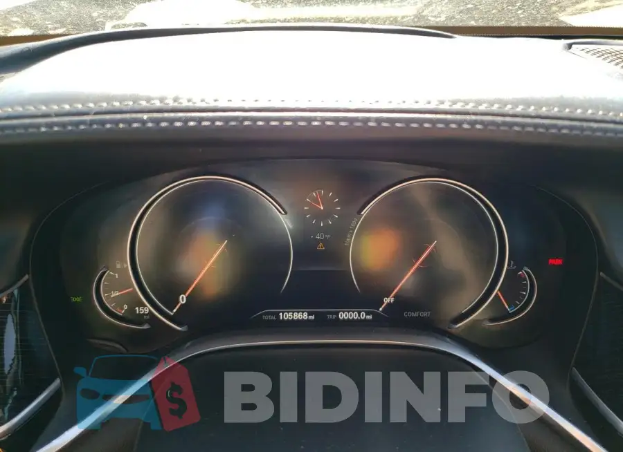 WBA7F0C53JGM23066 Photo# 9