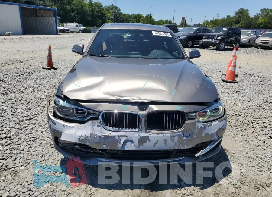 WBA8E3G50GNT80877 Photo# 5