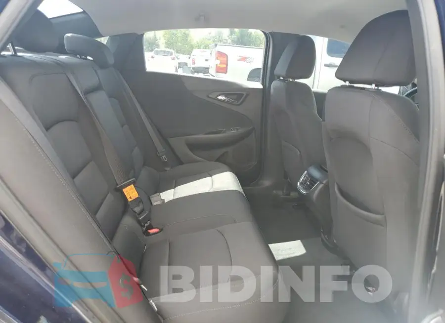1G1ZD5ST4JF181062 Photo# 10