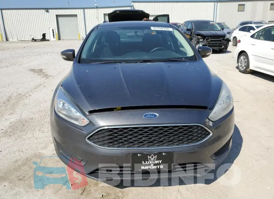 1FADP3F26GL373887 Photo# 5