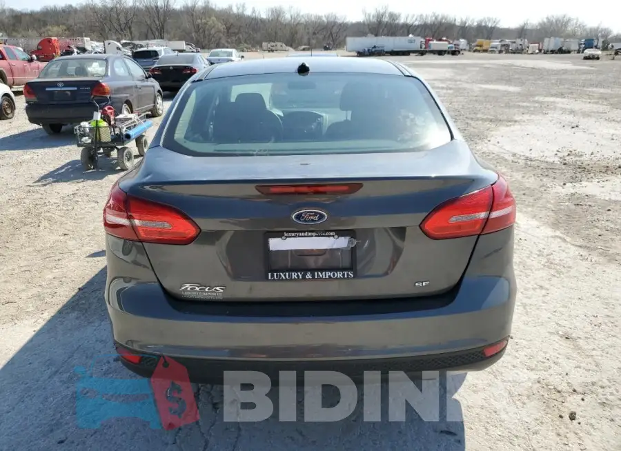 1FADP3F26GL373887 Photo# 6