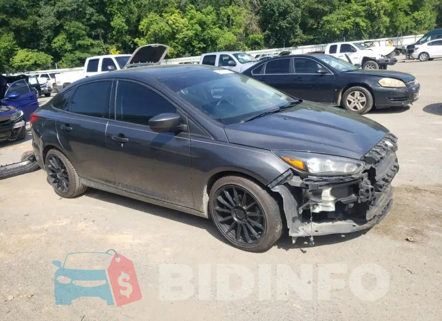 1FADP3F2XJL269362 Photo# 4