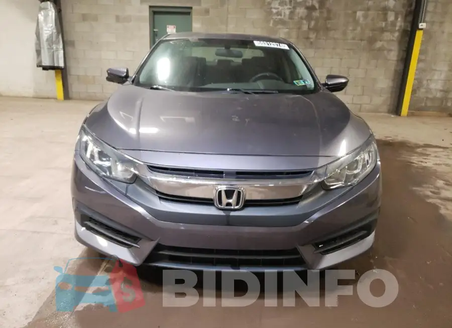 19XFC2F71HE213138 Photo# 5