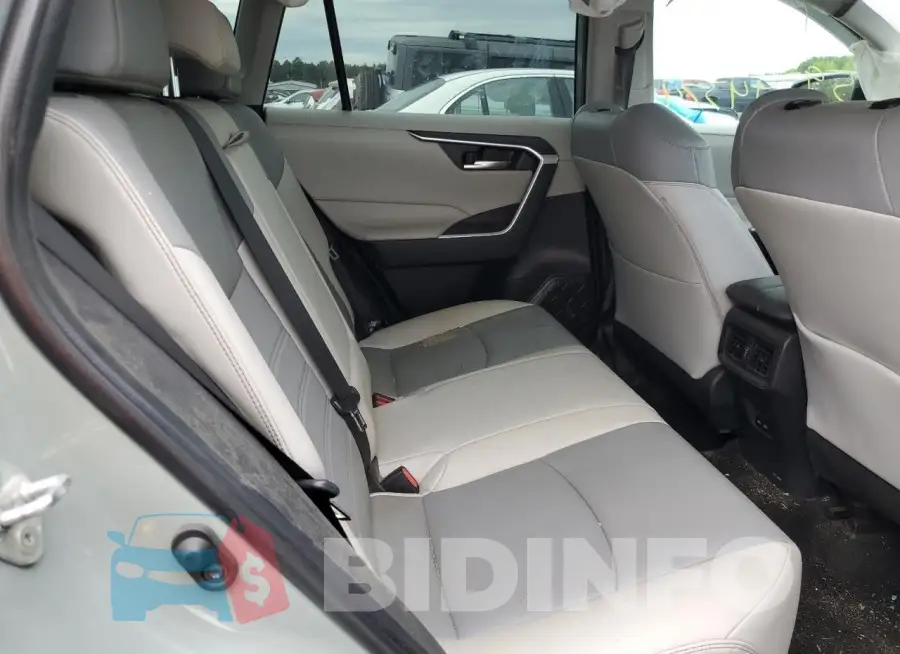 2T3A1RFV6NW282639 Photo# 11