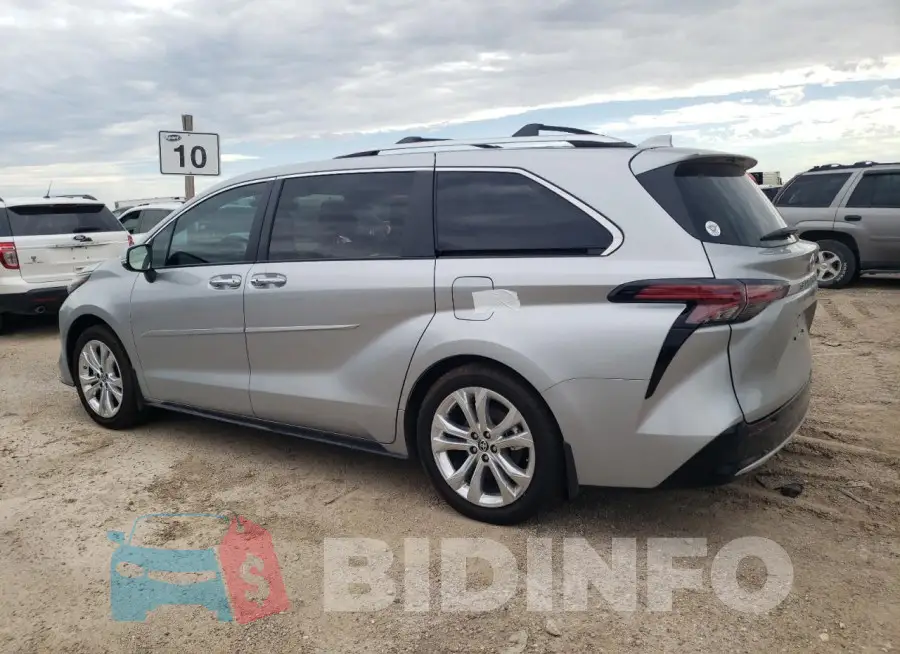 5TDERKEC8RS181644 Photo# 2