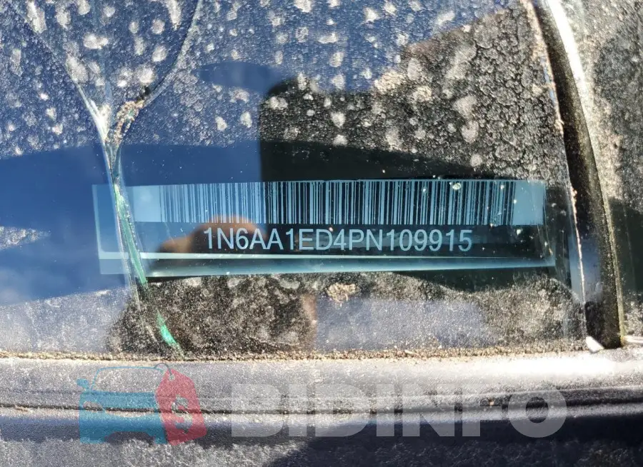 1N6AA1ED4PN109915 Photo# 13