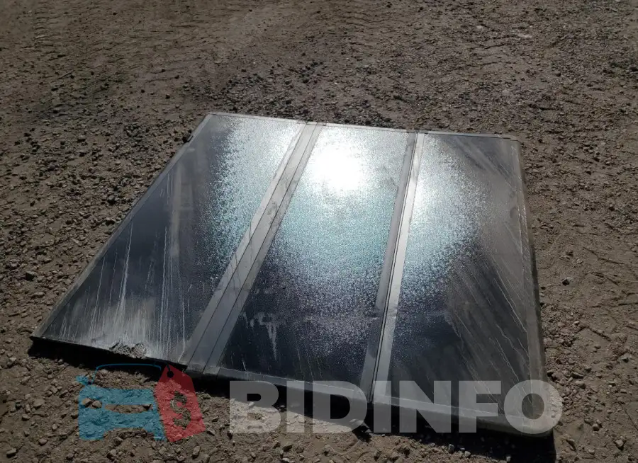 1N6AA1ED4PN109915 Photo# 12