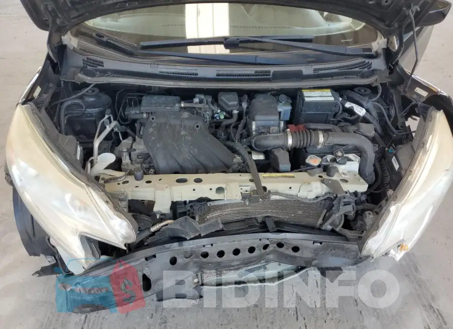 3N1CE2CP5FL414232 Photo# 11