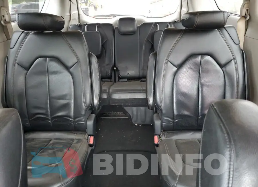 2C4RC1EG5HR648784 Photo# 10