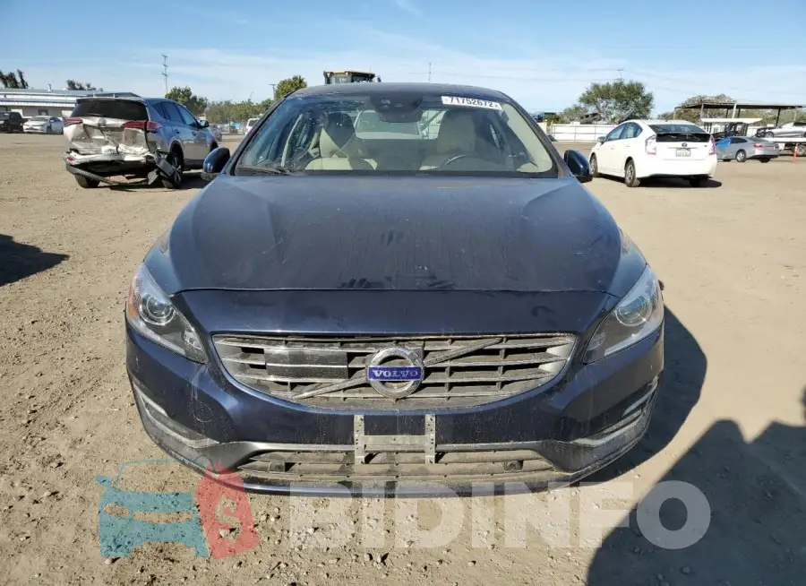 YV126MFM6F2353052 Photo# 5