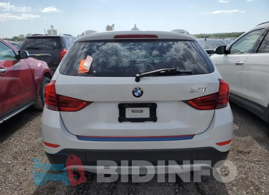 WBAVM1C54FV316436 Photo# 6