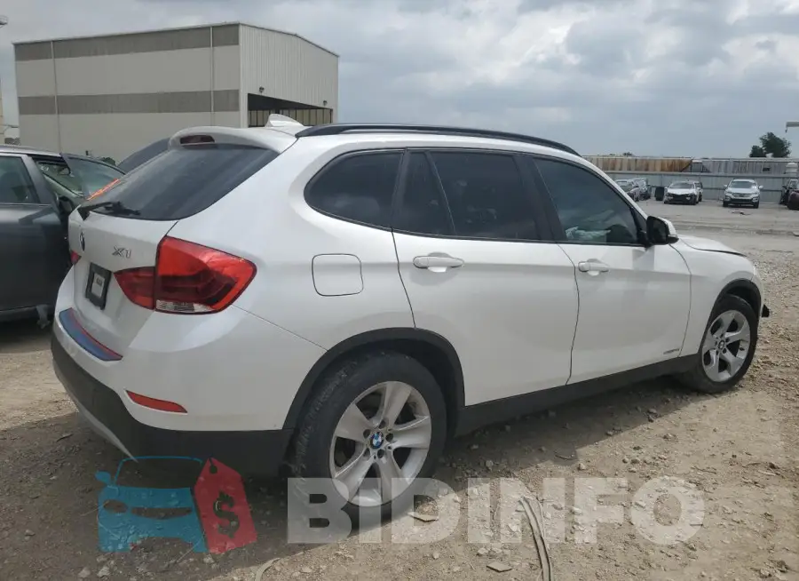 WBAVM1C54FV316436 Photo# 3