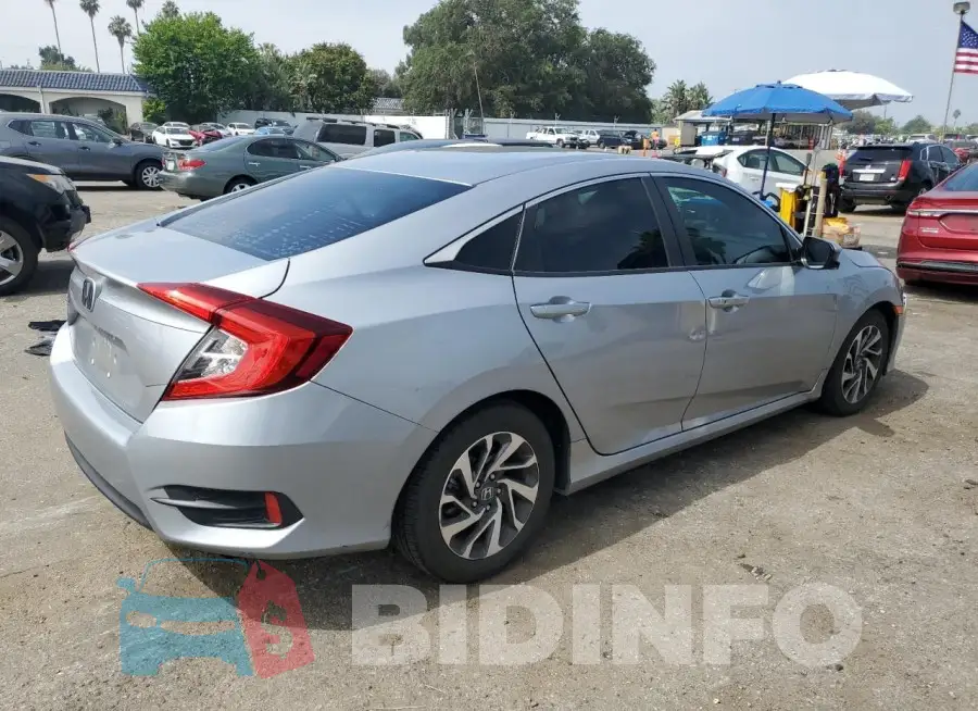 2HGFC2F71GH560683 Photo# 3