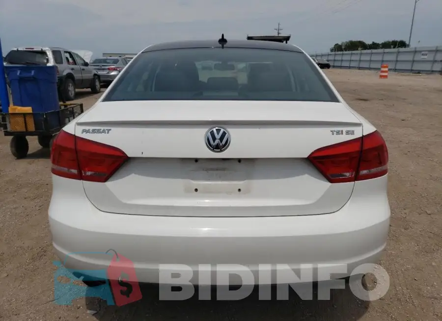 1VWBS7A3XFC086281 Photo# 6