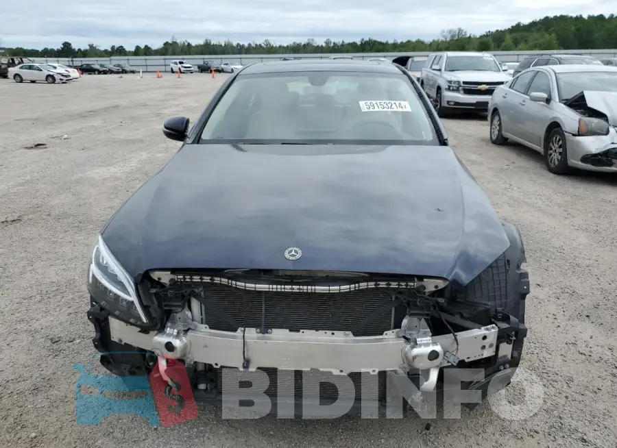 55SWF8DB9KU296545 Photo# 5