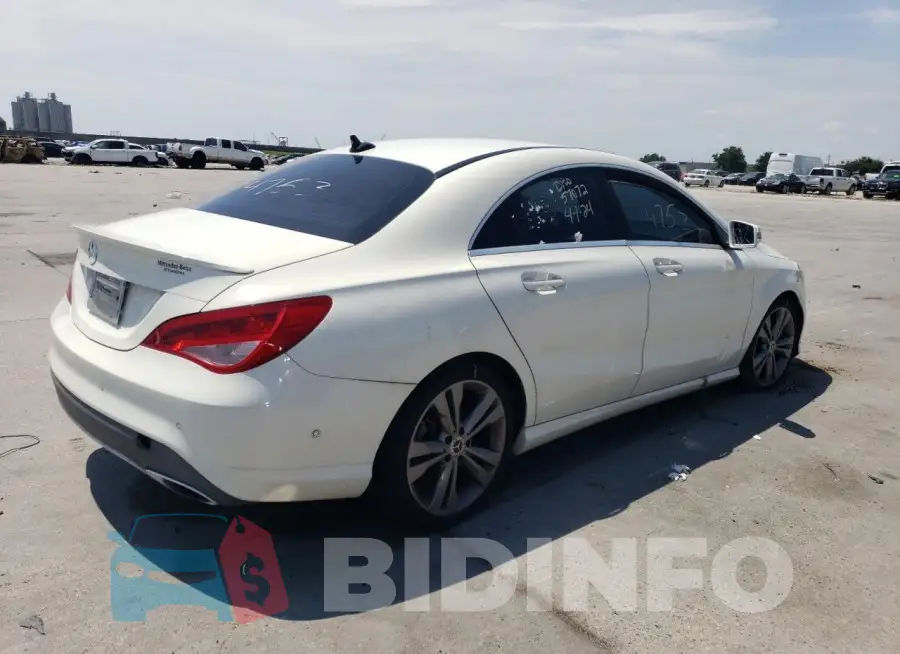 WDDSJ4EB3JN614025 Photo# 3