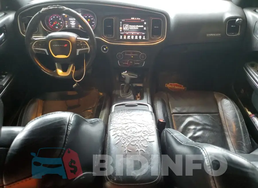 2C3CDXHG2FH826482 Photo# 8