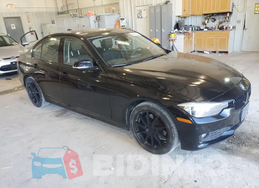WBA3B1G56FNT05445 Photo# 4