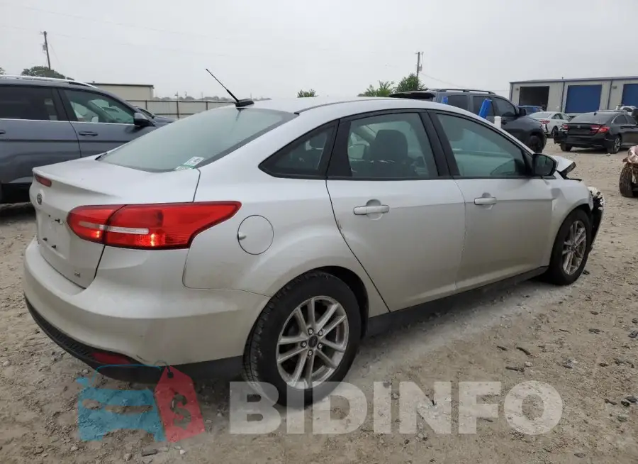 1FADP3F25JL290748 Photo# 3