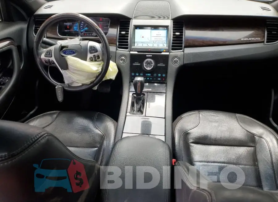1FAHP2J82JG120945 Photo# 8
