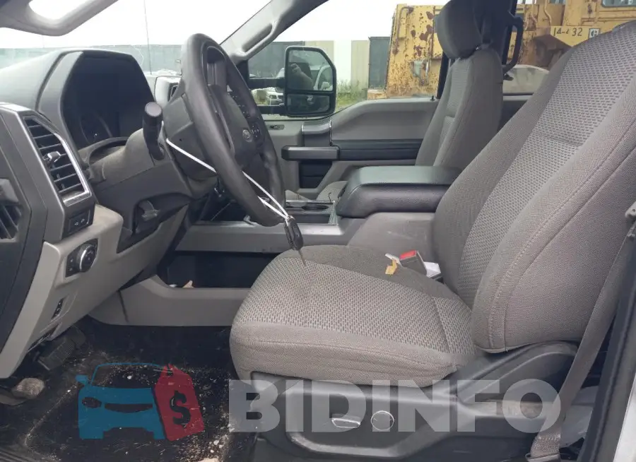 1FT7W2BT3HEF47343 Photo# 7