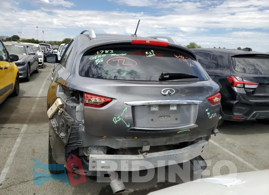JN8CS1MWXHM416058 Photo# 6