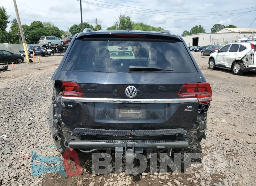 1V2UR2CA8KC580296 Photo# 6