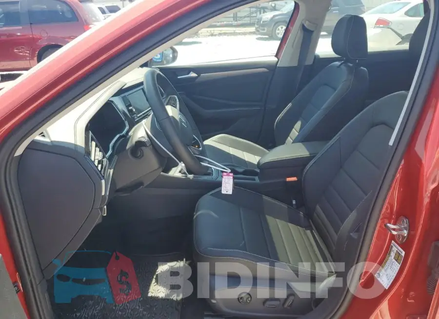 3VW7M7BU4PM057172 Photo# 7