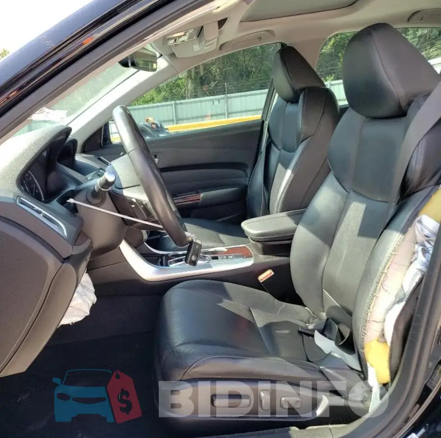 19UUB2F58GA006287 Photo# 7